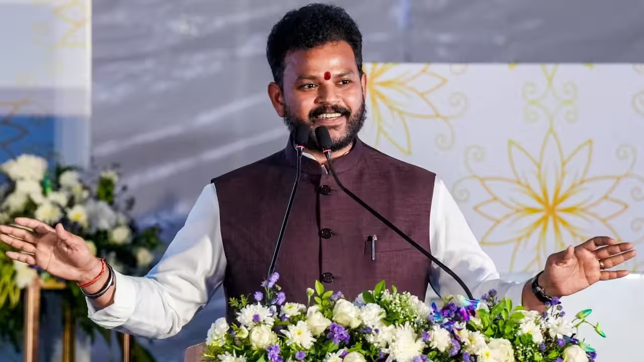 K Rammohan Naidu Urges Airlines to Keep Prices Reasonable Amid Festive Season Fuel Surge