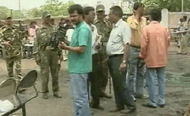 Supreme Court Halts Execution of Indian Mujahideen Terrorist in Ahmedabad Bomb Case