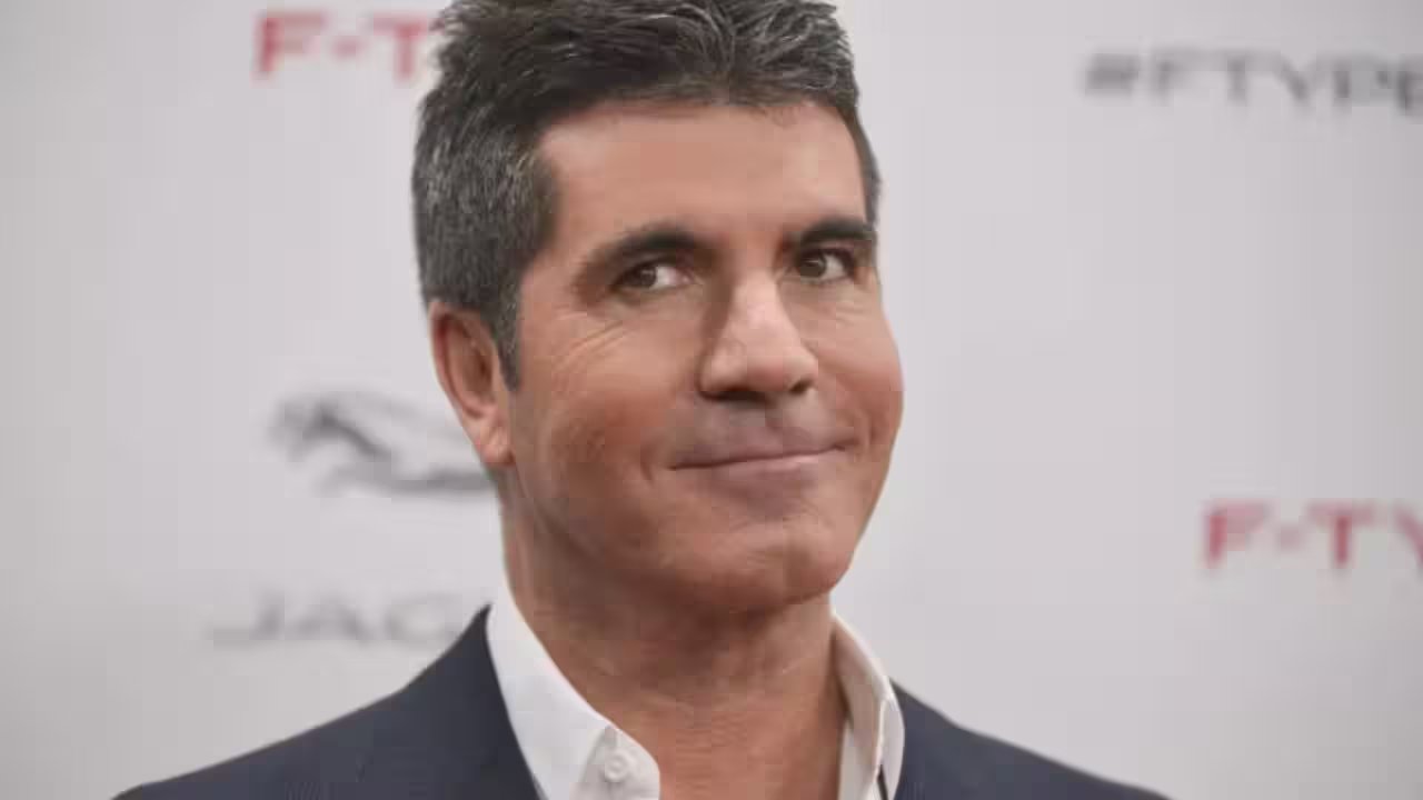 Simon Cowell Donates £25,000 to Rescue 200 Dogs from South Korean Dog‑Meat Farm