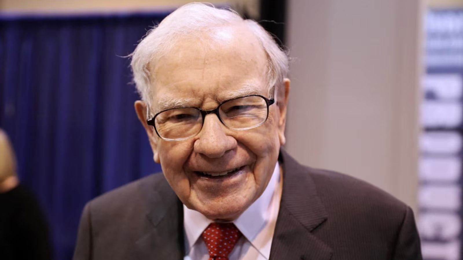 Berkshire Hathaway Q3 Revenue Surges 1.2%, EPS Beats Estimates by $0.09