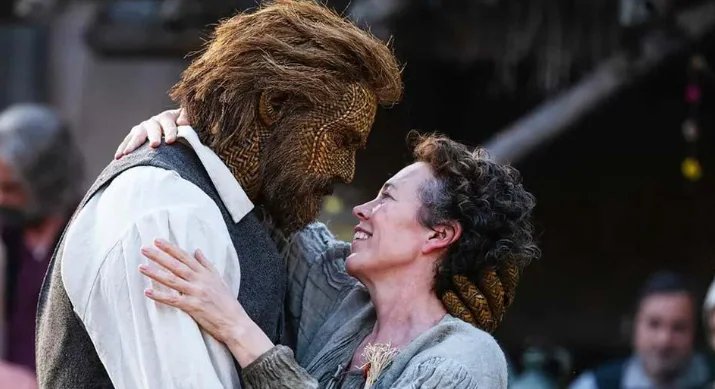Olivia Colman & Alexander Skarsgard Make Wicker’s Wicker Husband Unforgettable