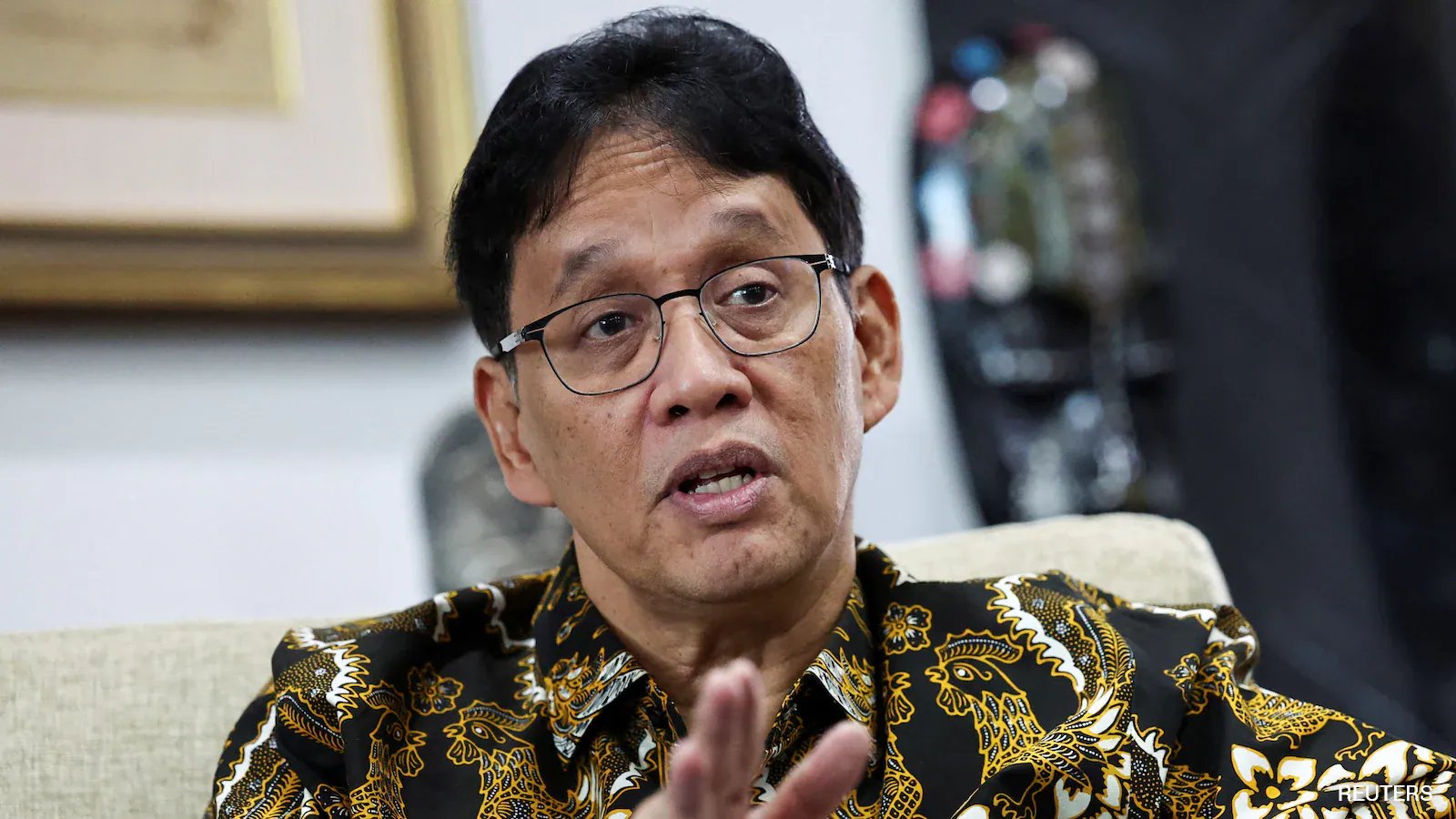 Indonesia President Prabowo Fires Finance Minister Purbaya Over Customs Clash