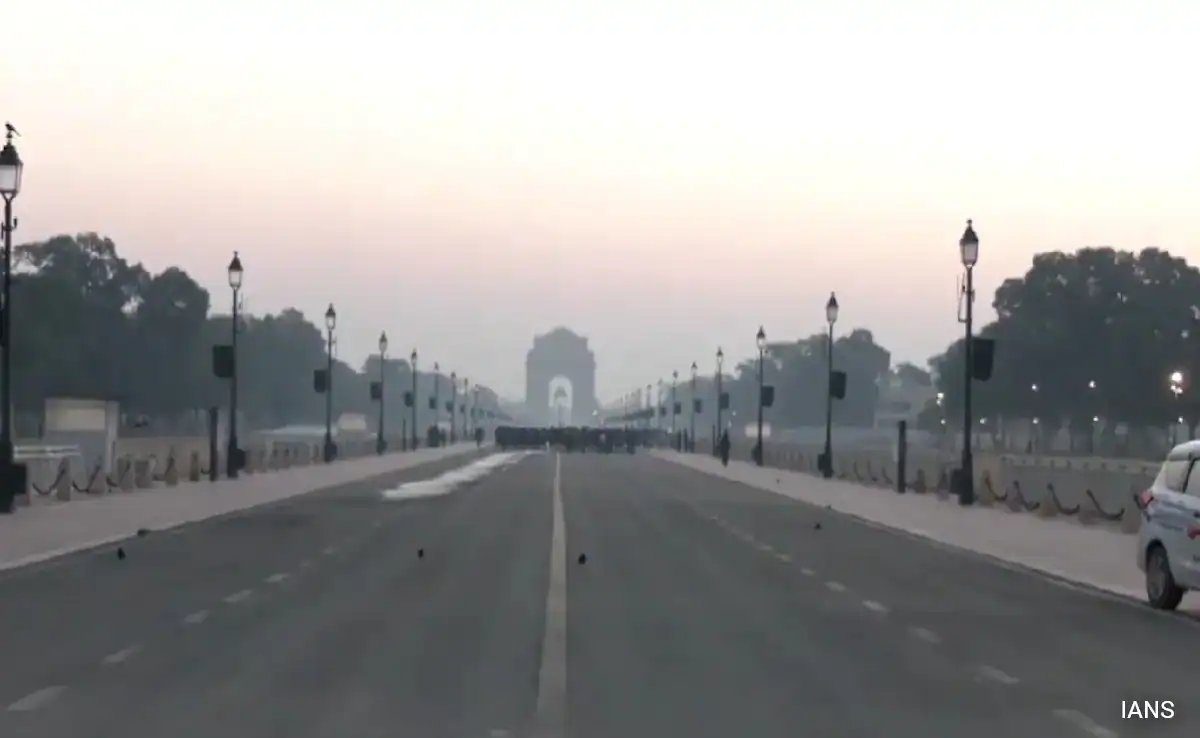 Delhi AQI Slips To Moderate As 19 Stubble-Burning Events Detected In Punjab, UP