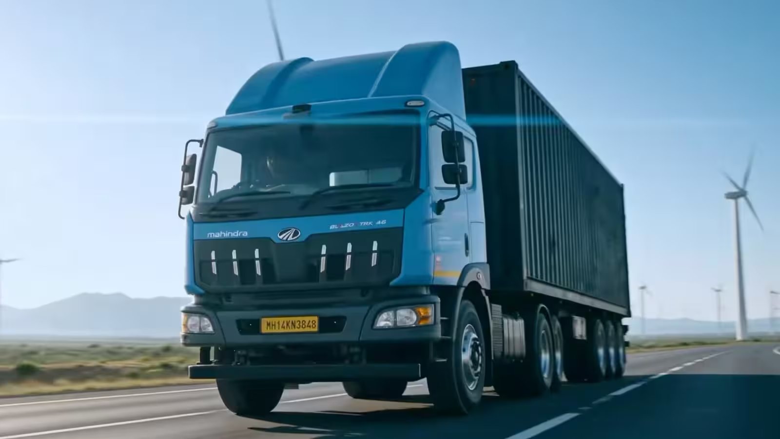 SML Mahindra Commercial Vehicle Sales Surge 32% in September
