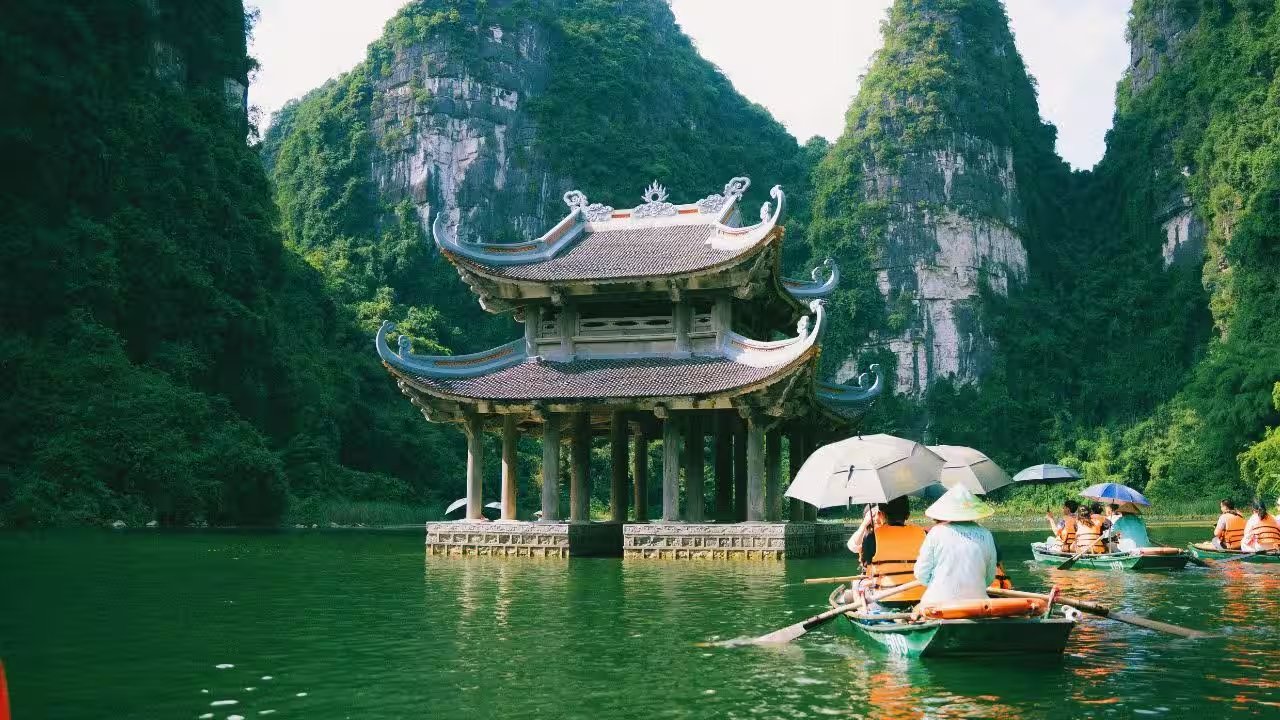 ₹1.51 Lakh 8‑Day Vietnam & Cambodia Tour From Chennai – Start Packing Now