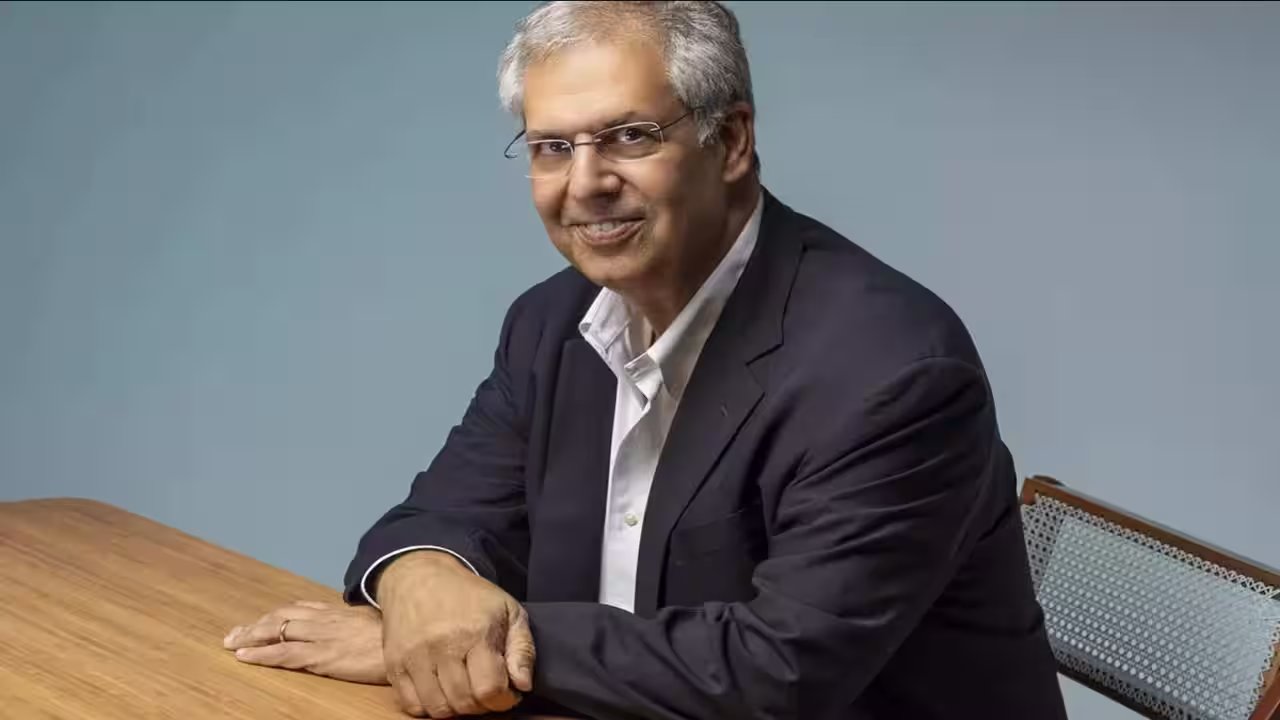 Noel Tata Files Caveats in Bombay Courts Over Trustee Complaints, Oct 7