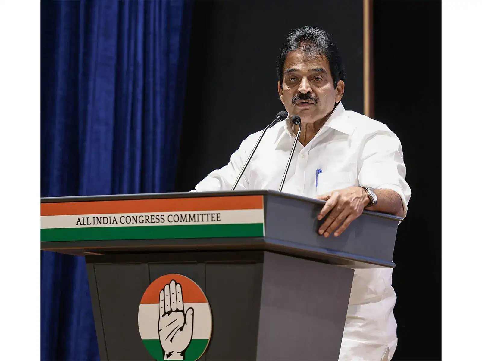 KC Venugopal Urges Speaker to Halt FCRA Bill Rush for Winter Session, Demand Full Consultation