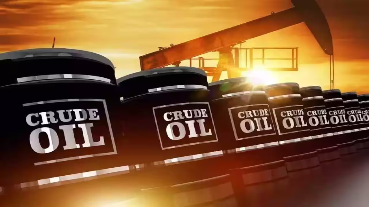 Oil Prices Drop 2% as US‑Iran Truce Talks Loom, Saudi Supply Fears Persist