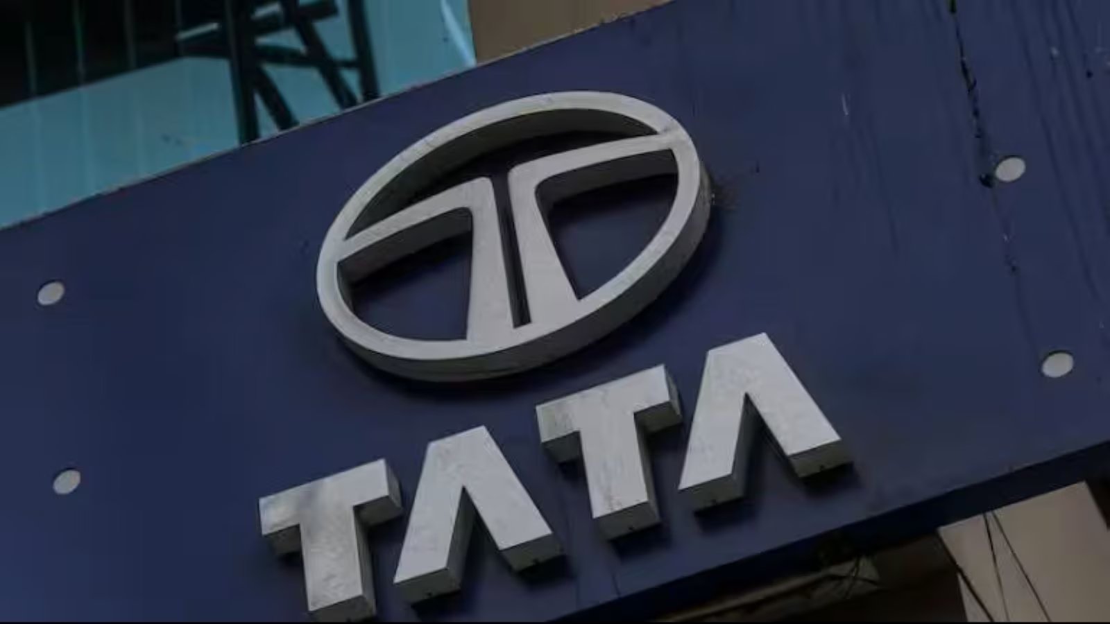 Tata Chemicals Shares Up 2.16% After Supreme Court Order on Kutch Sanctuary