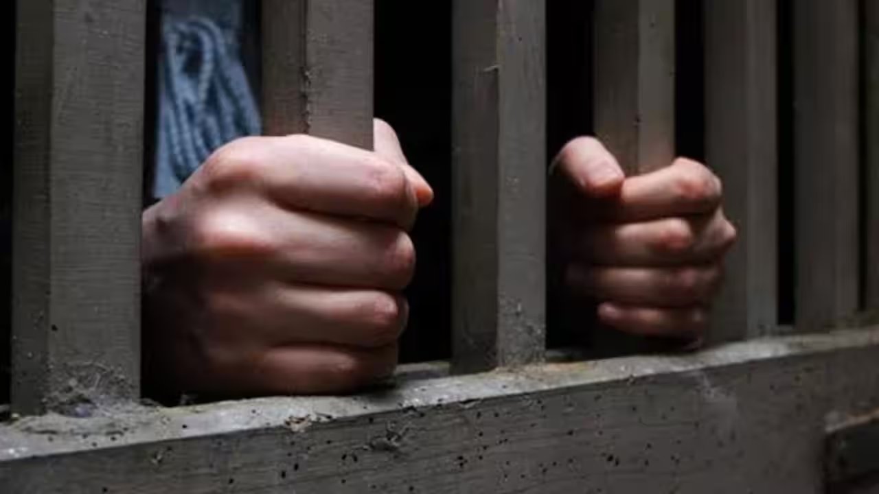 UK Judges Jail Two 17-Year-Olds for 10 Years Over Indian Aroma Arson