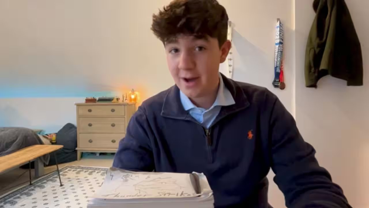 Petersfield Teen Sets 1,300‑Page Flipbook Guinness Record