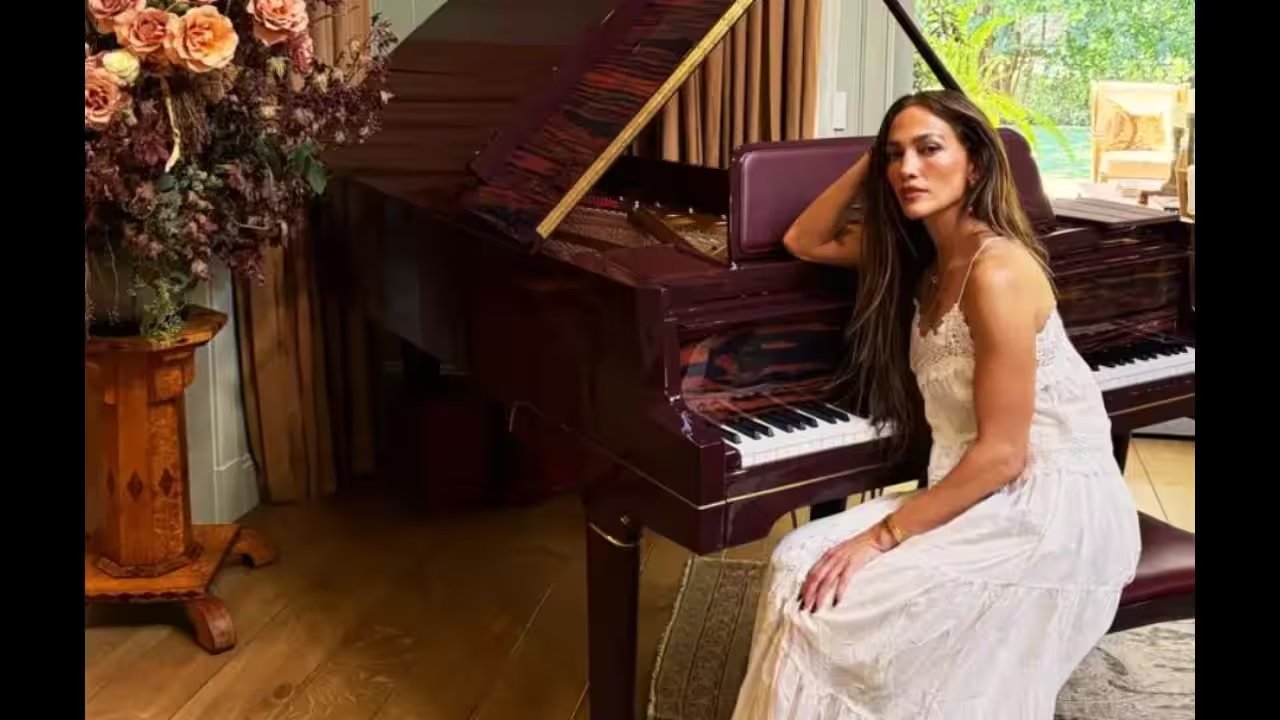 JLo’s Hidden Hills Home: 5 Cozy Statement Pieces You Can Replicate