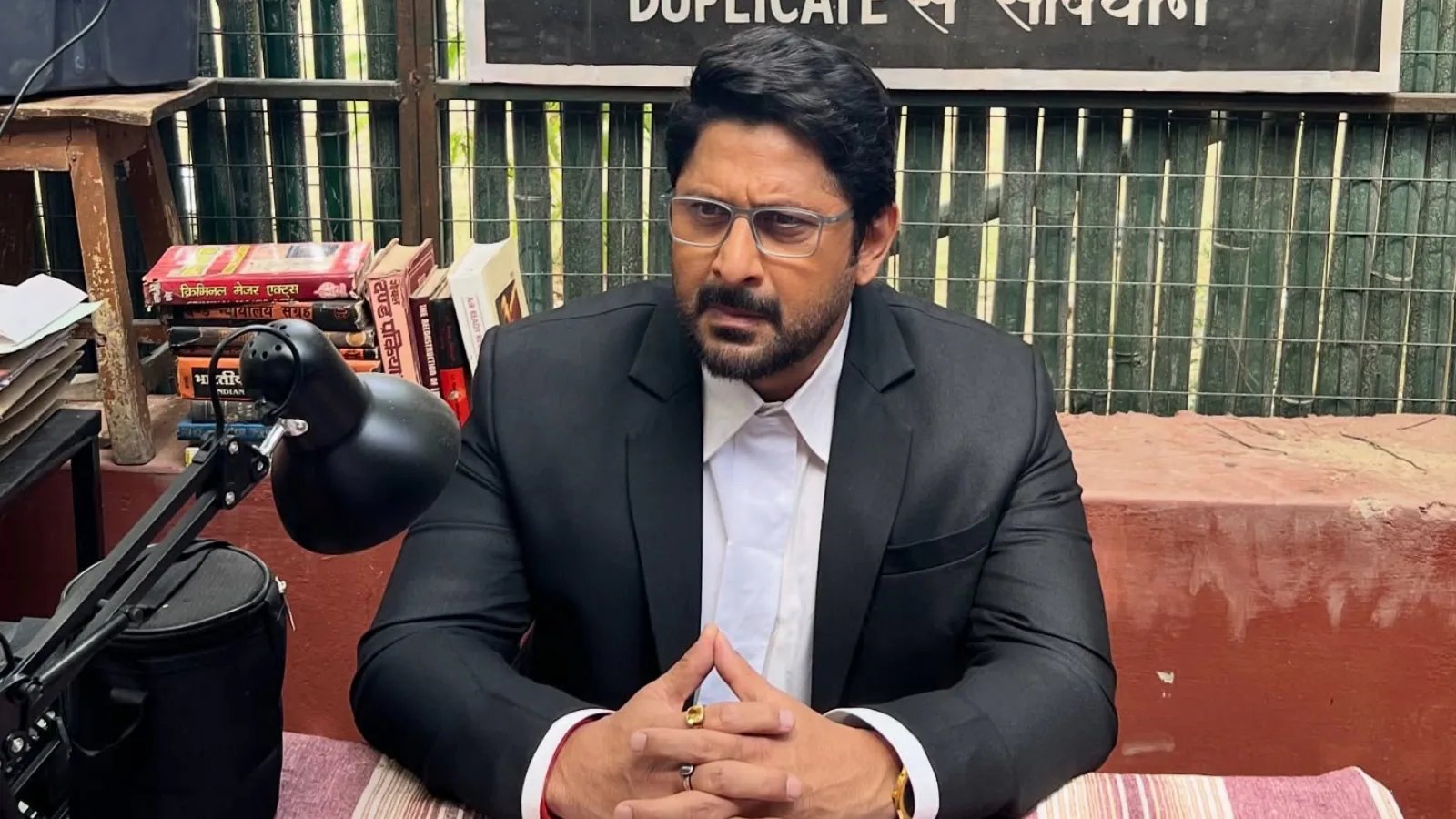Jolly LLB 4 Becomes Prequel as Arshad Warsi Returns to Lead Against Akshay Kumar's Shadow