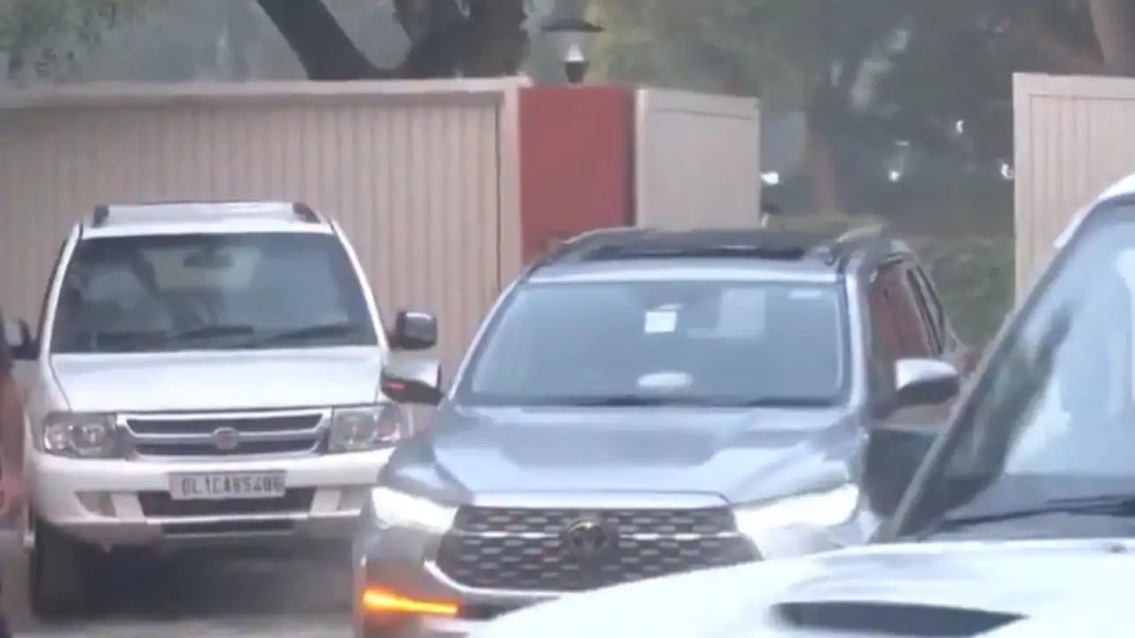 Rahul Gandhi's Convoy Crashes on NH 89.5; Multiple Injuries Reported