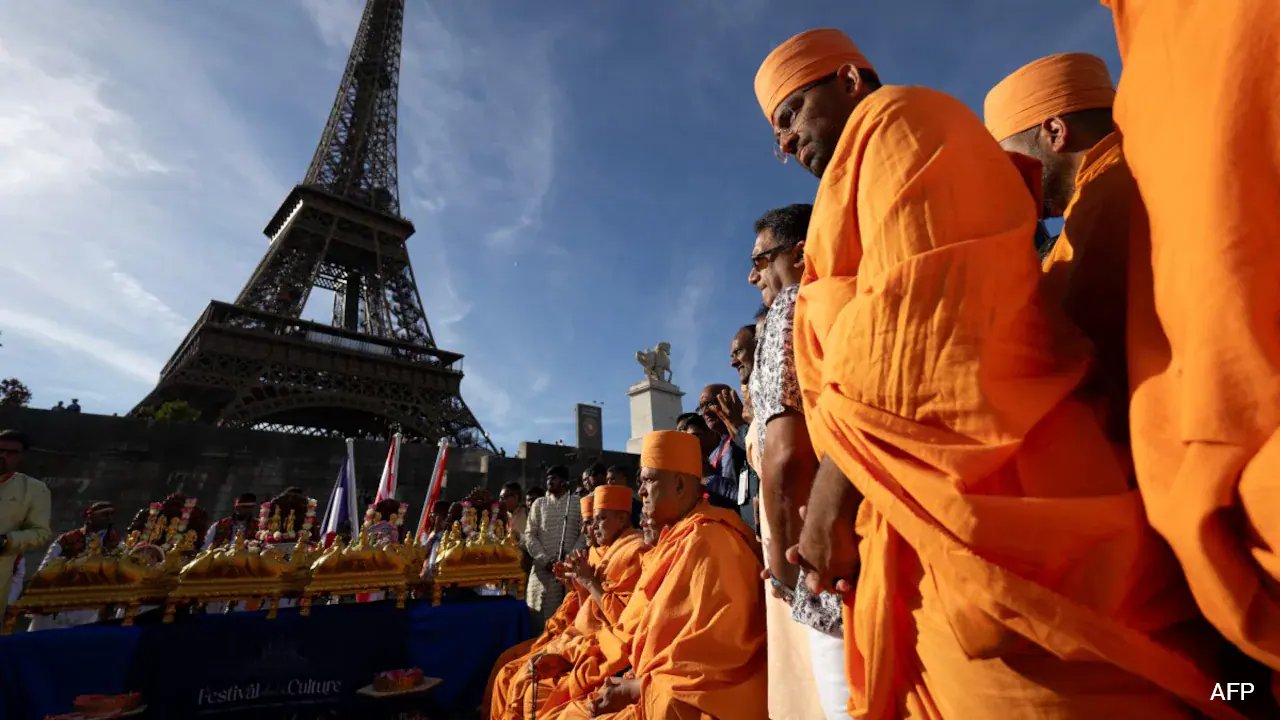 Patrick Branco Ruivo Quits As Eiffel Tower Director After BAPS Women Staff Incident