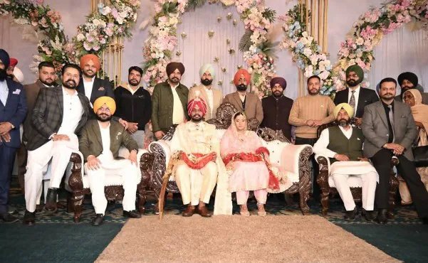 AAP's Amarinder Singh Marries Fraudster, Police File Cheating Case