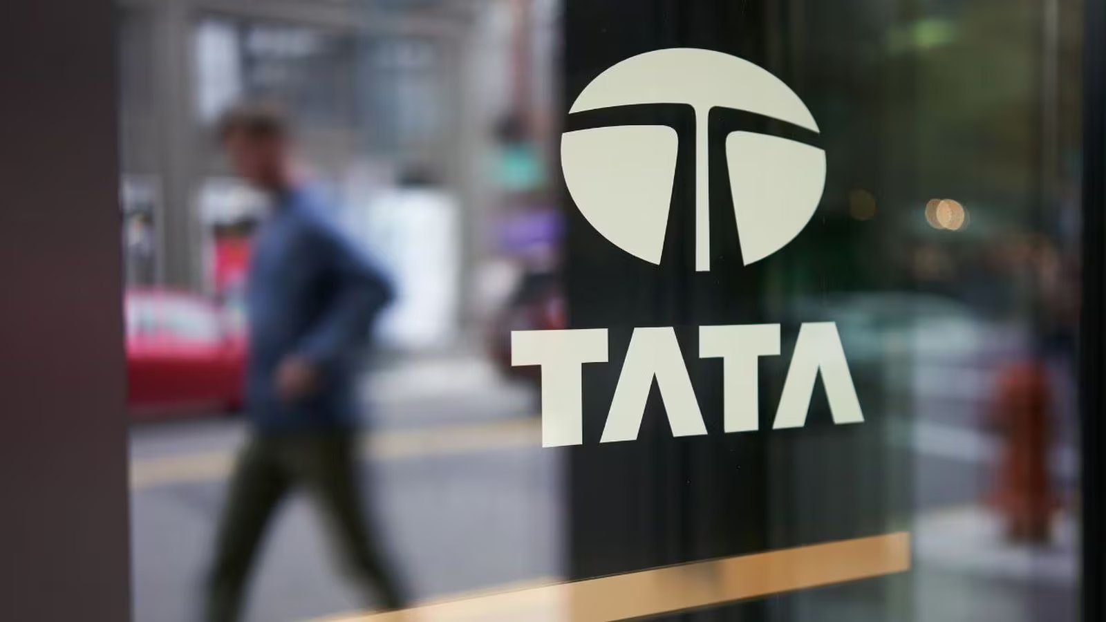 Tata Sons Debt Slash ₹21,000 Cr, RBI Order Sparks IPO Debate
