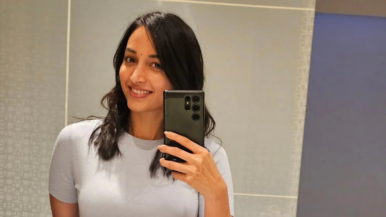 Srinidhi Shetty Denies ₹7–8 Crore Pay Rumours, Stresses Story Over Cash