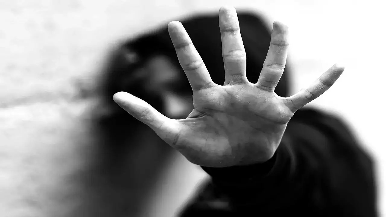 Bus Driver and Conductor Arrested for Gangrape of Minor on Greater Noida‑Delhi Route