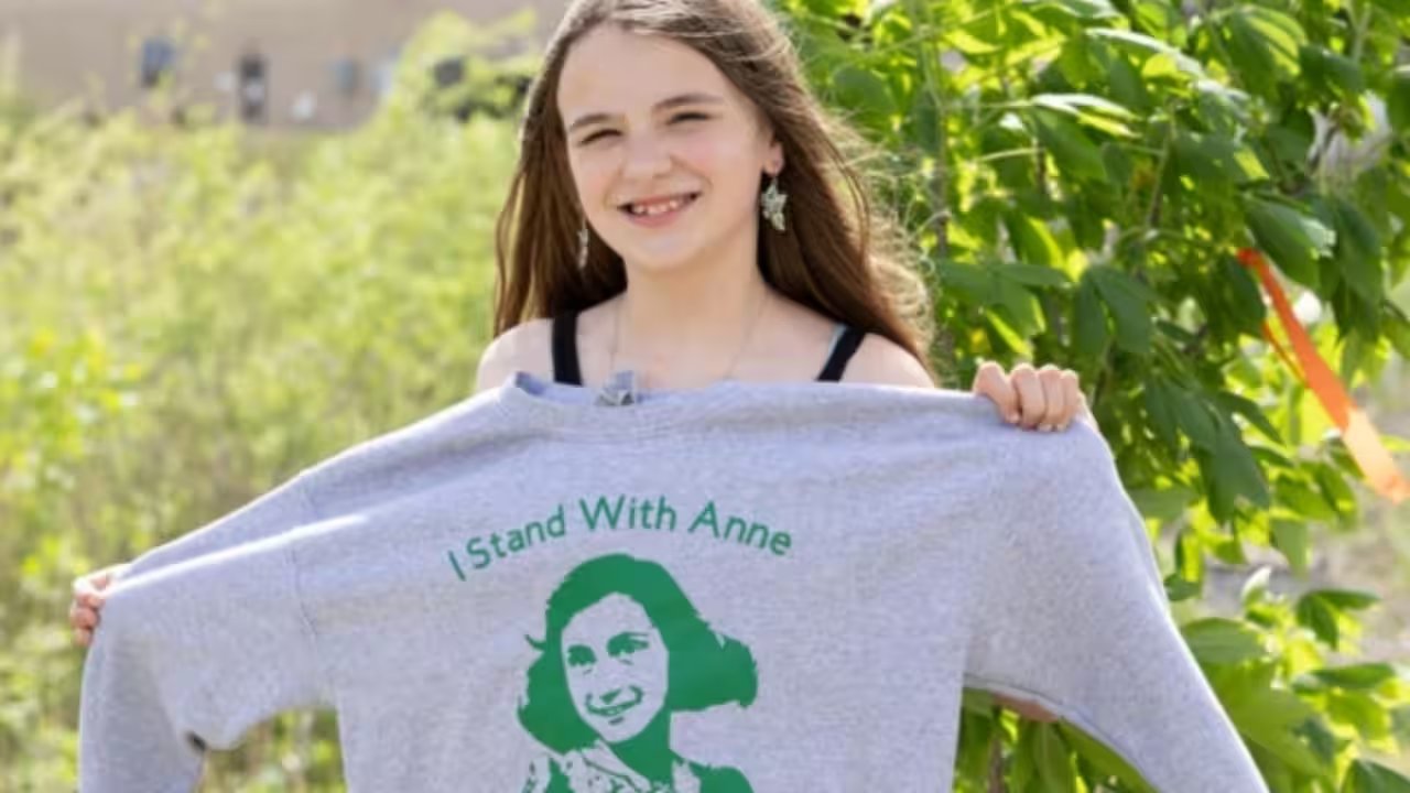 Minnesota Teen Natalie Flaherty Wins $10,000 Prize After Distributing 100,000 Holocaust‑Remembrance Bracelets