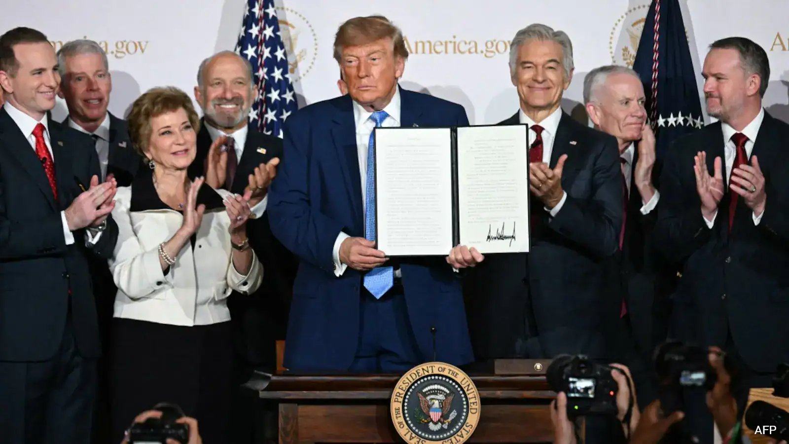 Trump Launches America.gov Portal to Cut 10 Billion Hours of Paperwork