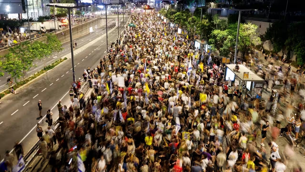 Israel Protesters Demand Jewish‑Arab Coalition Amid 53‑Seat Netanyahu Bloc