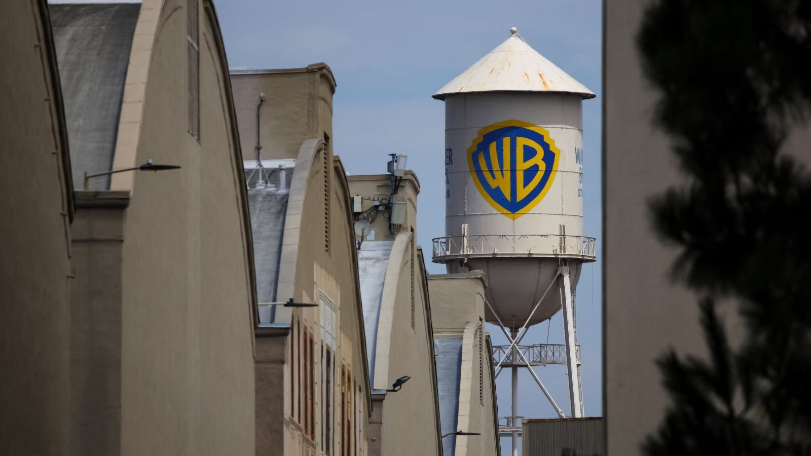 Paramount Shares Up After FCC Waives 25% Foreign Equity Cap on 110bn Deal