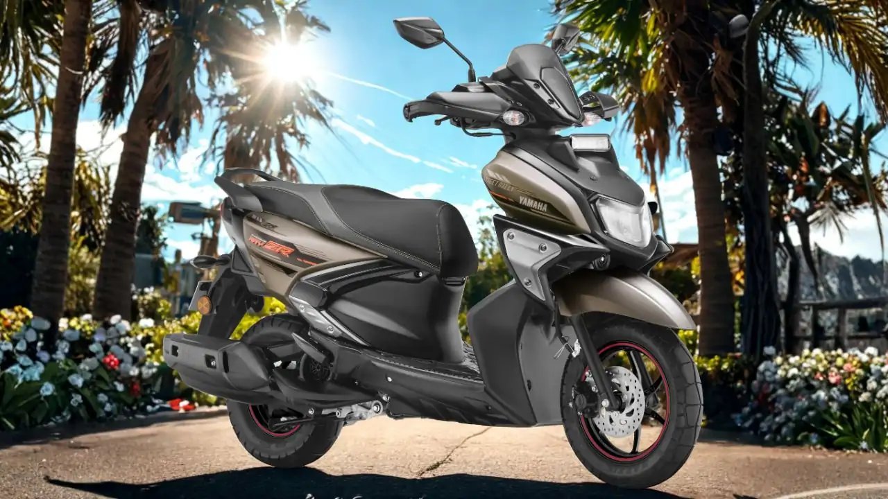Yamaha RayZR 125 Hybrid Launches at ₹80,680 with 71 kmpl Mileage