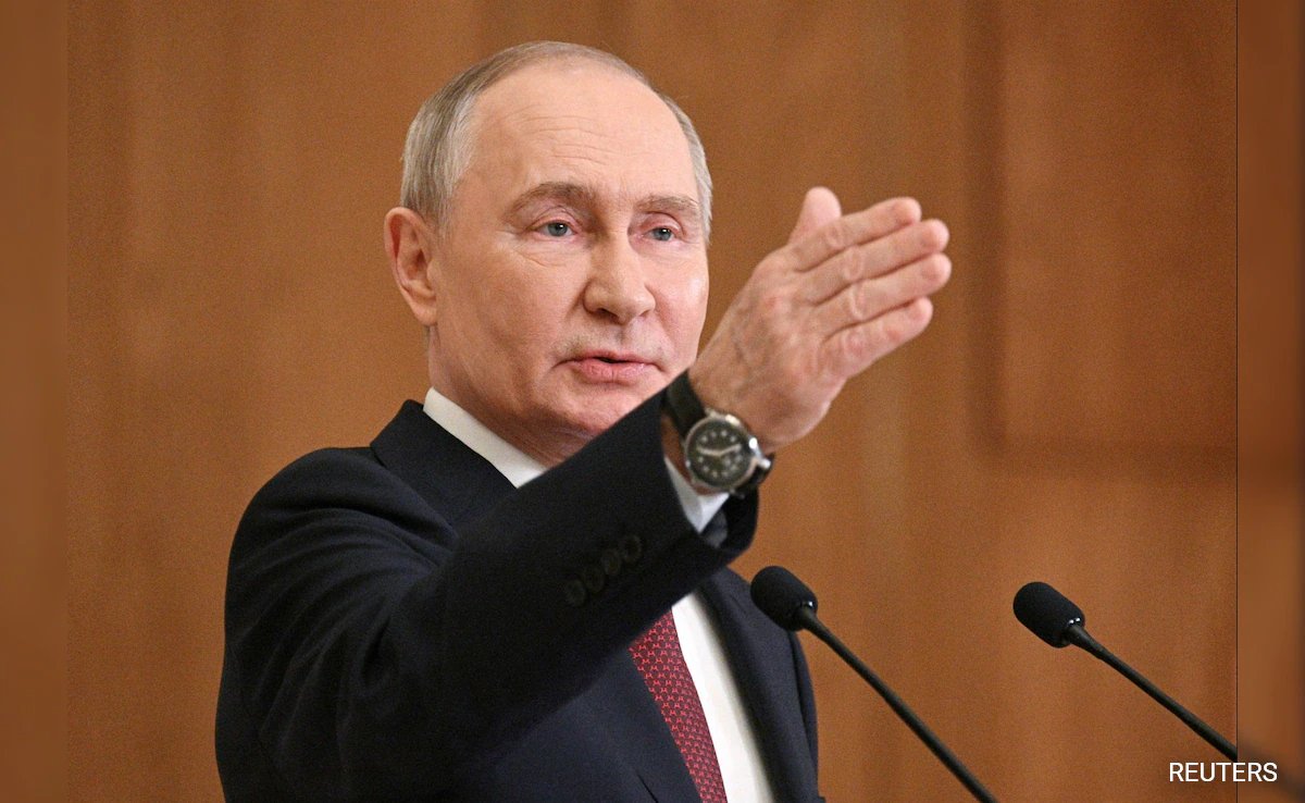 Putin Warns Russia Will Use All Types of Weapons if Kaliningrad Attacked