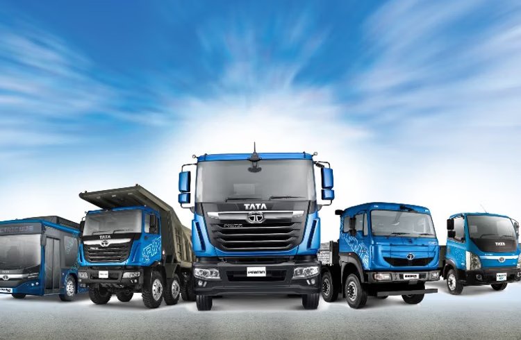 Tata Motors Projects Double‑Digit Growth FY27, Countering 5.4% Margin Hit
