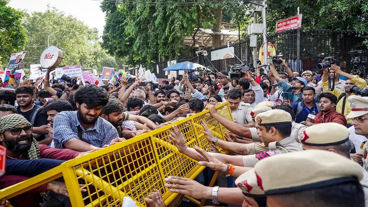 CPI MP Sandosh Kumar Urges Amit Shah to Probe Delhi Police's Arbitrary Detentions
