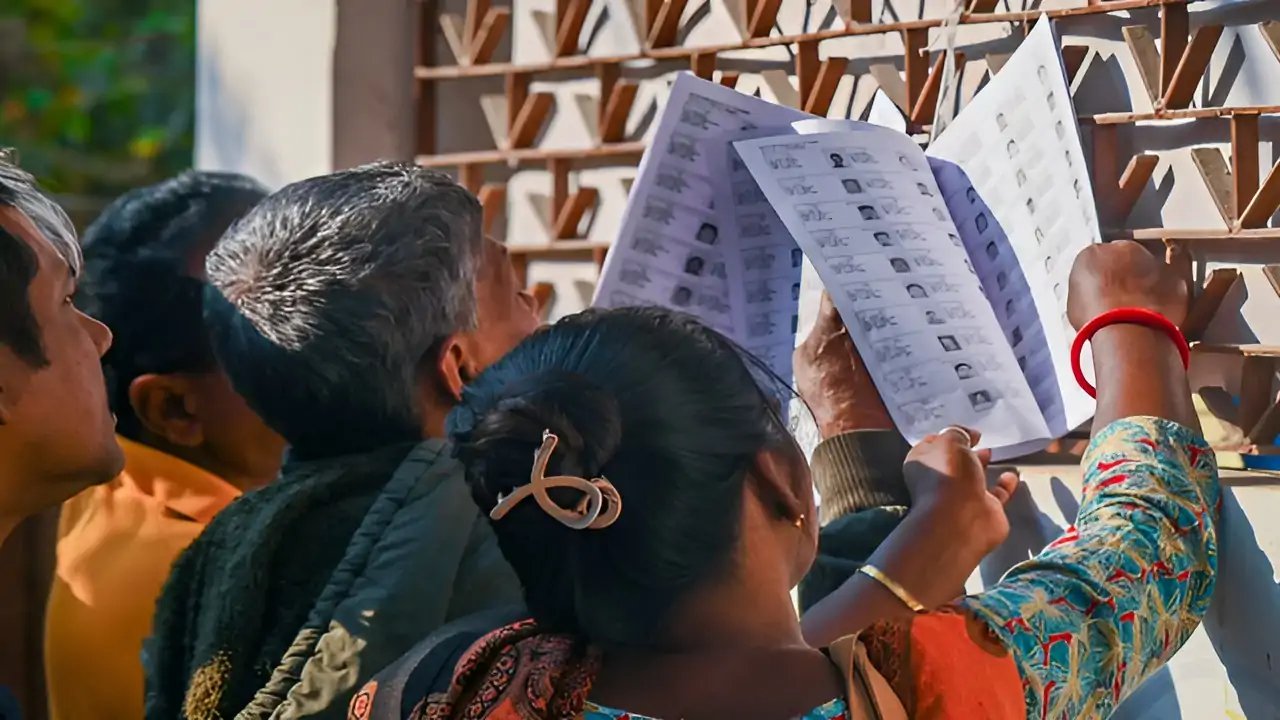 West Bengal CEO Agarwal Bars Form-6 For Voters Rejected By Courts