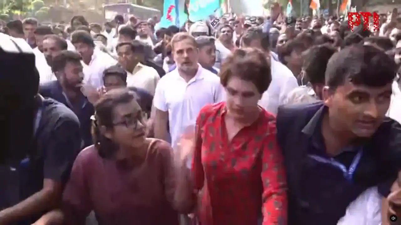 Rahul Gandhi Leads Protest Toward Supreme Court, Demands Gyanesh Kumar Resignation