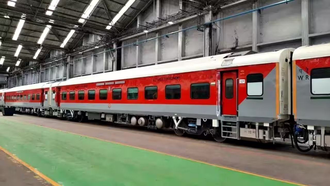Railway Board Flags LHB Bogie Corrosis; Toilet Leaks, Saline Air Cited as Culprits