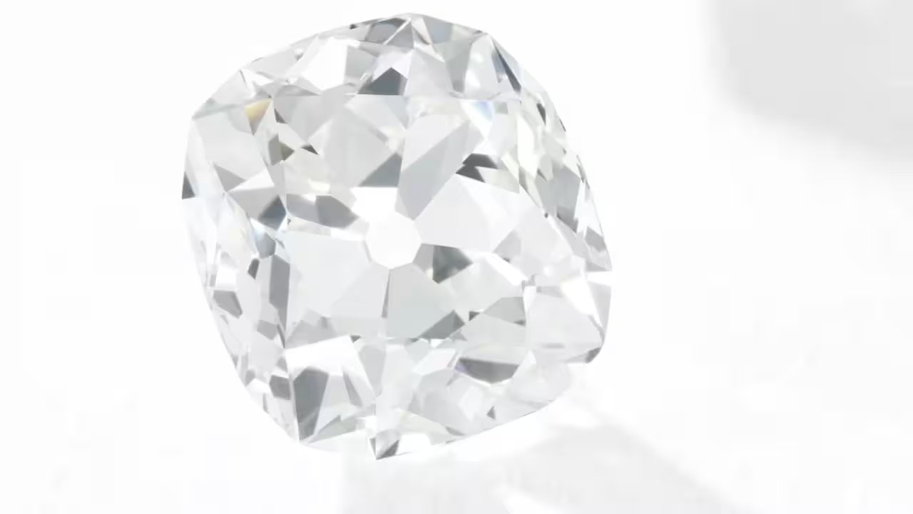 Sotheby's Uncovers 26.27‑Carat Diamond in £10 Ring, Bids Reach £656,750