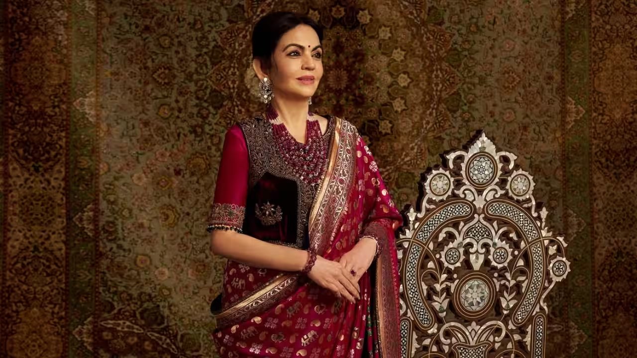 How to Style Nita Ambani’s Ashavali Silk Saree for Navratri