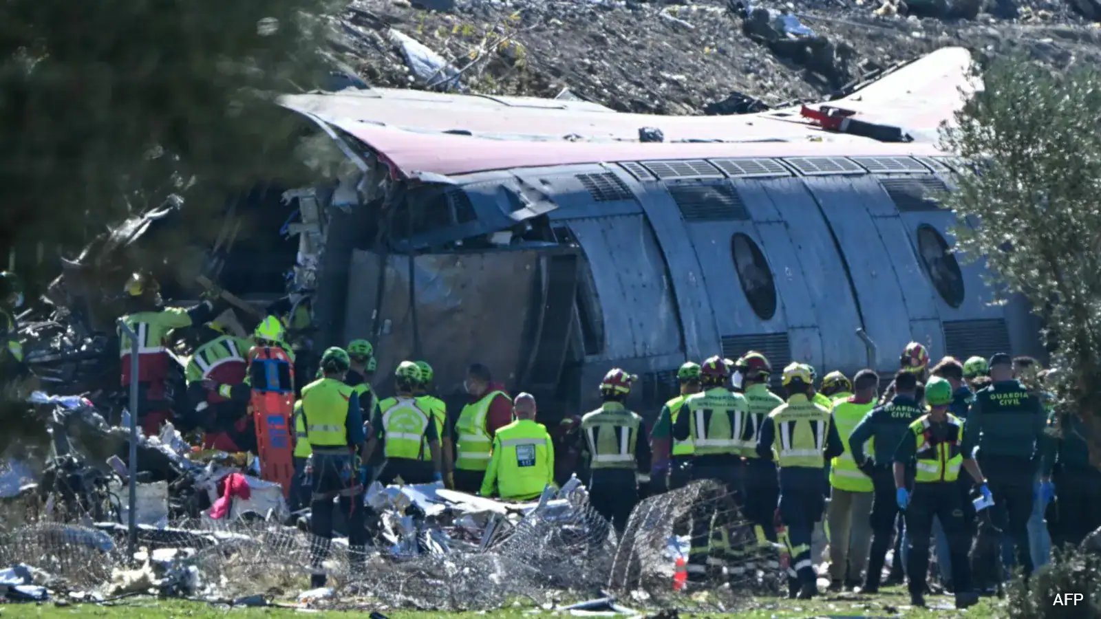 Adif Worker’s Fault Causes 46‑Death Train Crash Near Toledo, Spain