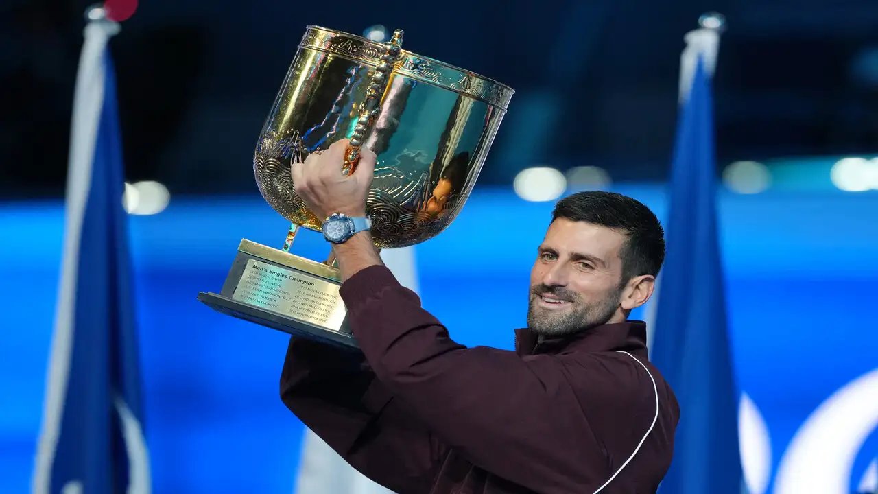 Djokovic Donates €1M, Secures 17 Ventilators for Serbia