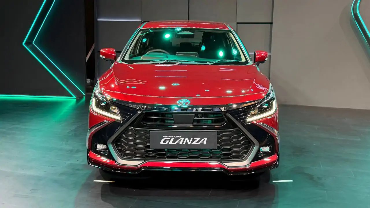 Toyota Glanza Facelift Debuts at Rs 6.99 Lakh, Trims Updated Power and Features