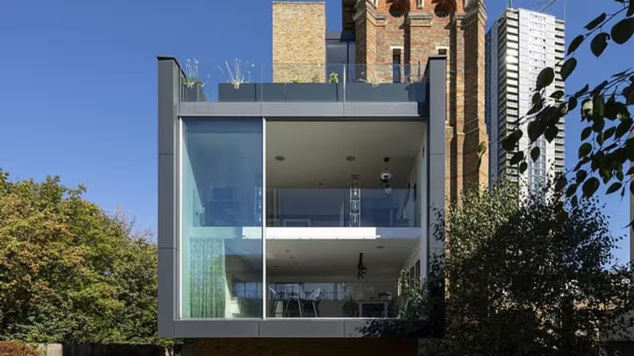 Kennington Water Tower, Once £2.5M Sale, Now Listed at £2.75M
