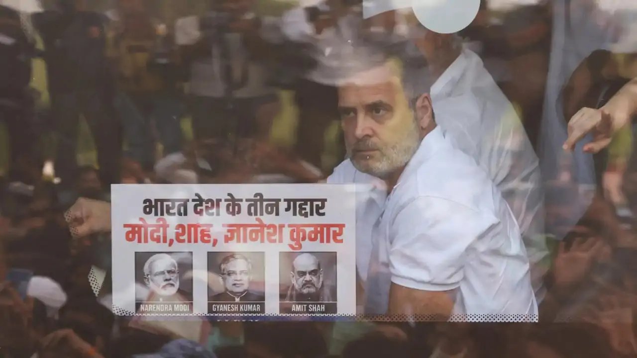 Rahul Gandhi Urges Termination of Modi Government in Friday Parliament Meeting