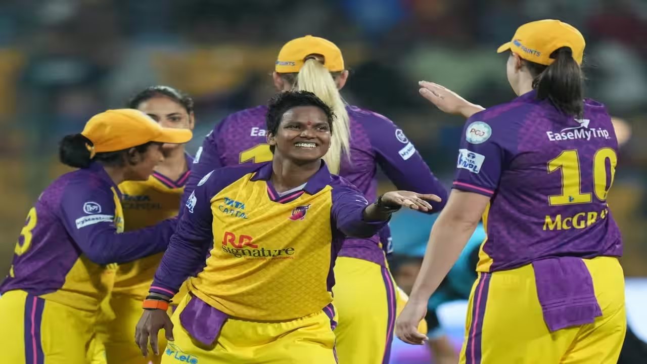 Sophie Molineux Joins UP Warriorz for Rs 1.1 Crore, Powering WPL 2027