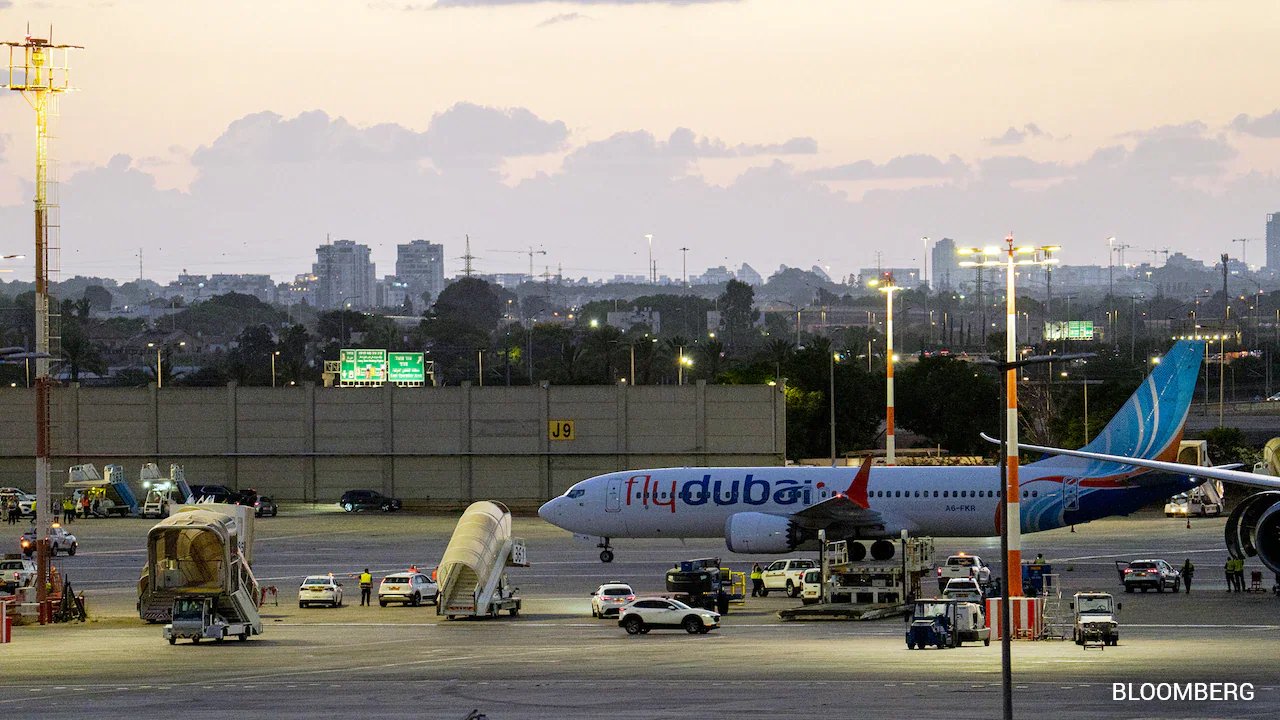 Shin Bet Lapses Allow Omani Pilots on Flydubai, Fueling Attack