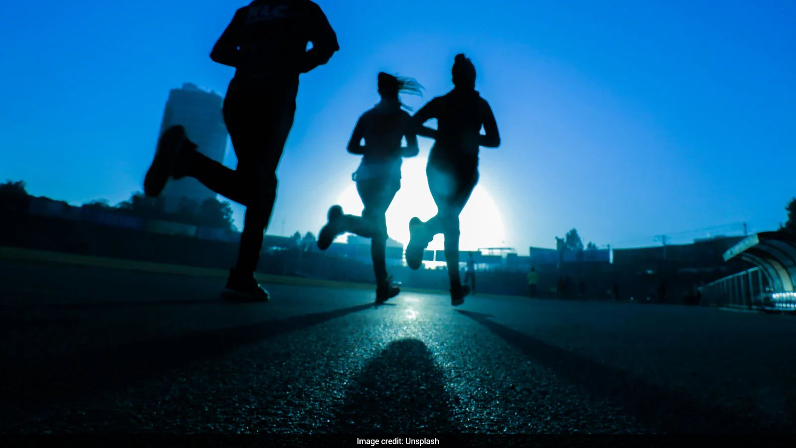 NEB Sports Blunder: 12 Empty Water Stations at 13th Wipro Bengaluru Marathon