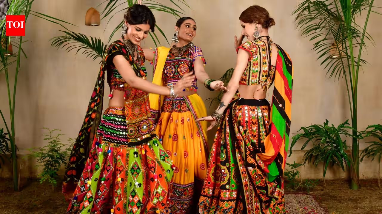 5 Quick Dupatta Drapes to Elevate Your Navratri Chaniya Choli