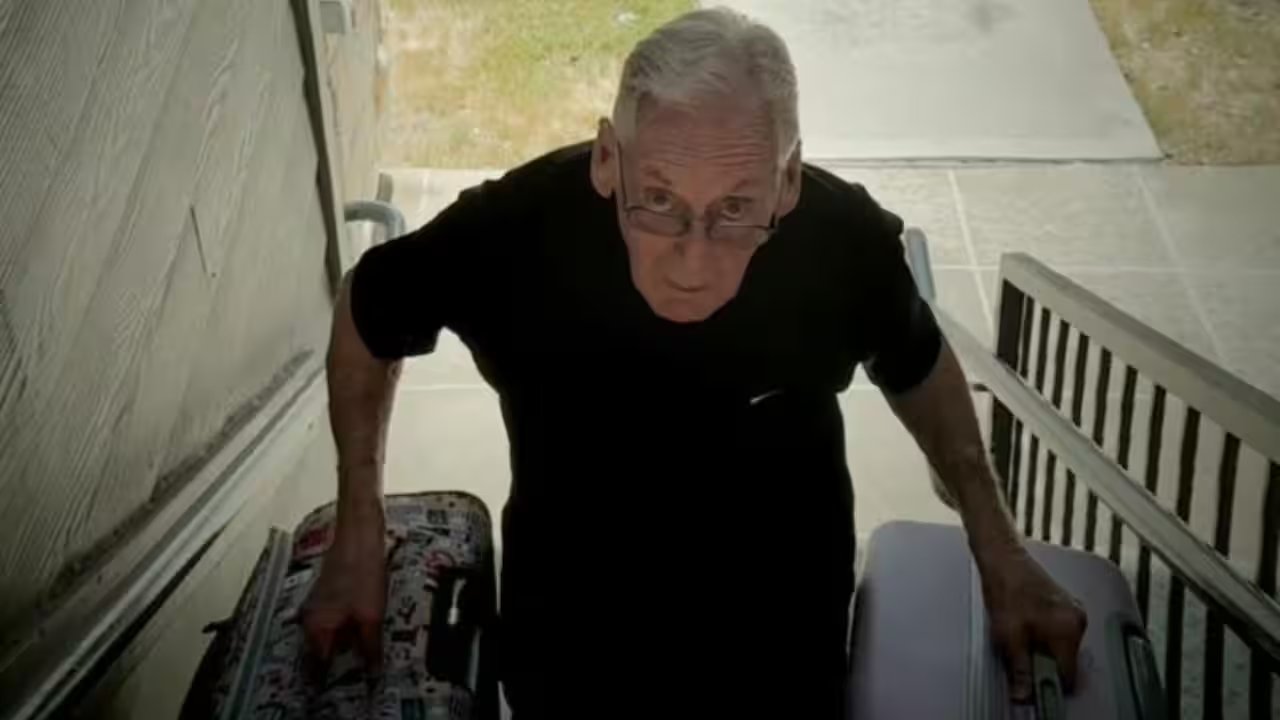 GoFundMe Removes $700K Campaign for Texas Delivery Driver After Daughter Falsely Claims Neighbourhood Identity