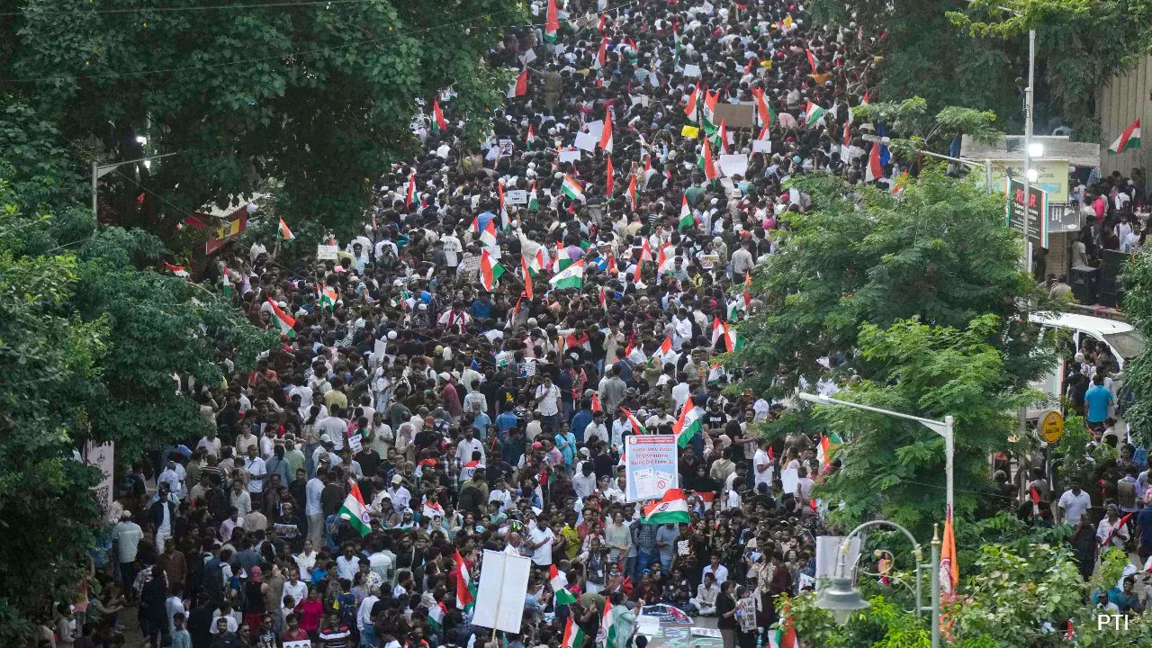 NHRC Files Case Against Mumbai Police Over Child Participation in CJP Protest