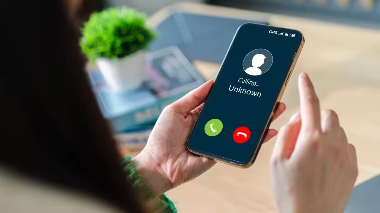 India Mandates Caller Name Display on Phones Starting November 1, 2026