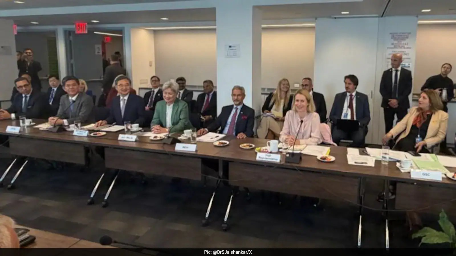 India’s S Jaishankar Meets French, Ecuador, Slovakia, Hungary Foreign Ministers Ahead of UNGA 81