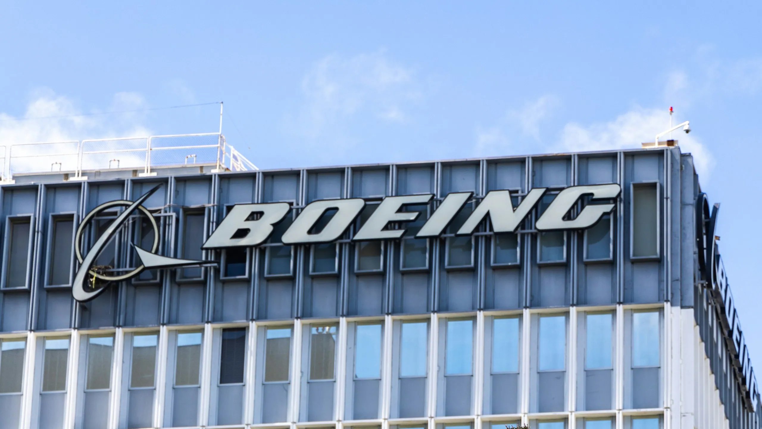 Boeing Finds 737 MAX Software Glitch That May Disable Navigation Post-Missed Approach